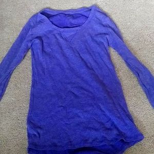 A long sleeve shirt